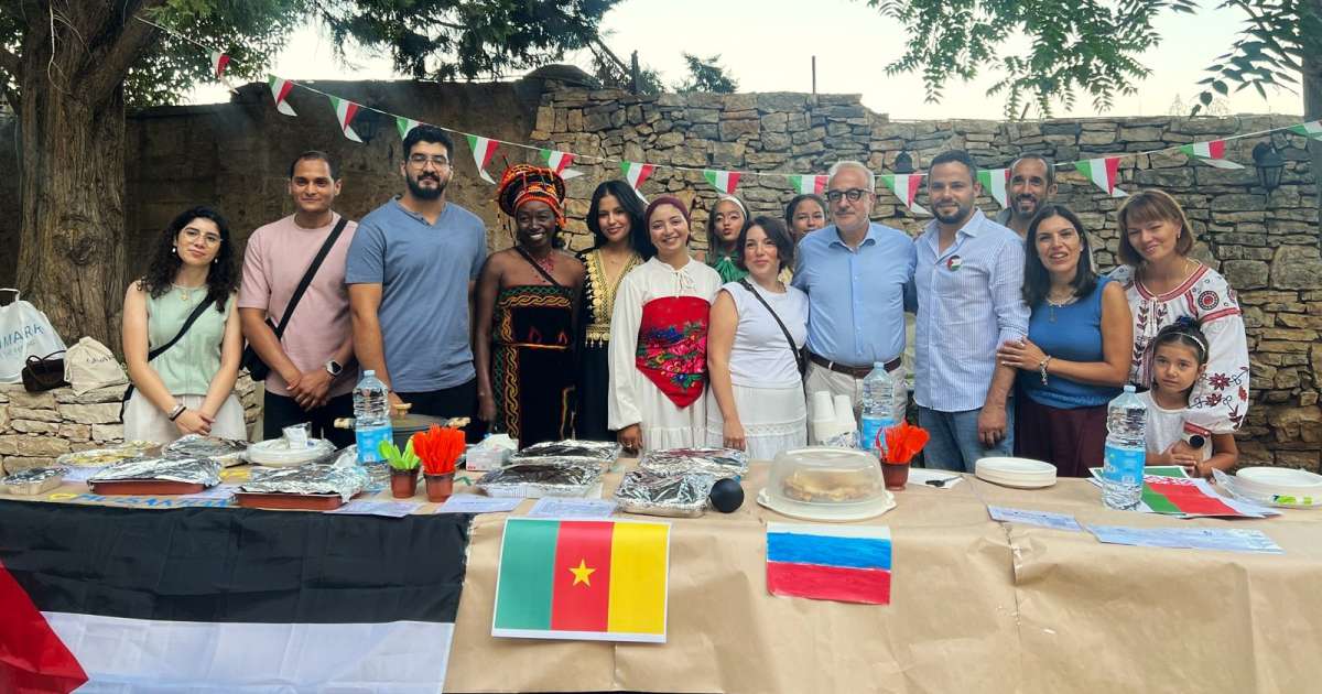 Bitonto, l'associazione "Le quai culturel": cibo, film e giochi per avvicinare gli stranieri agli italiani 